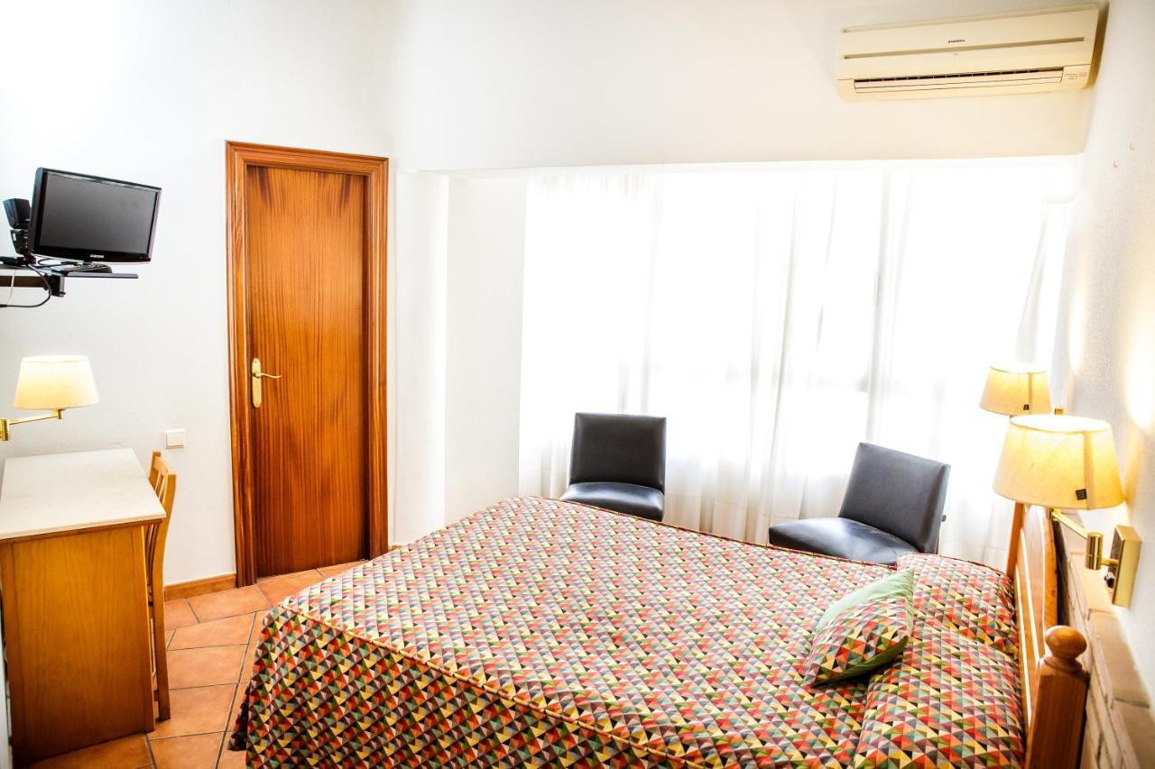 Hotel Can Sole كامبريلس المظهر الخارجي الصورة