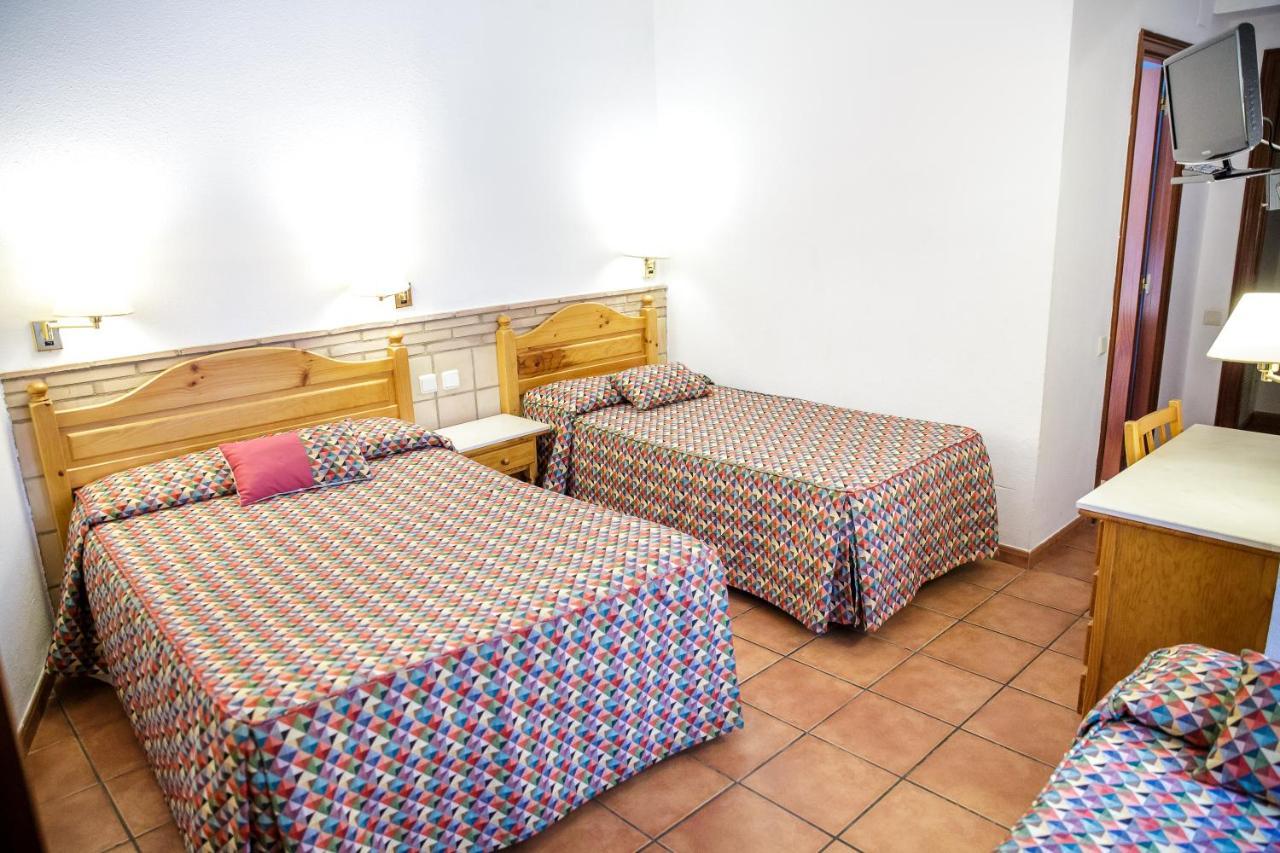 Hotel Can Sole كامبريلس المظهر الخارجي الصورة